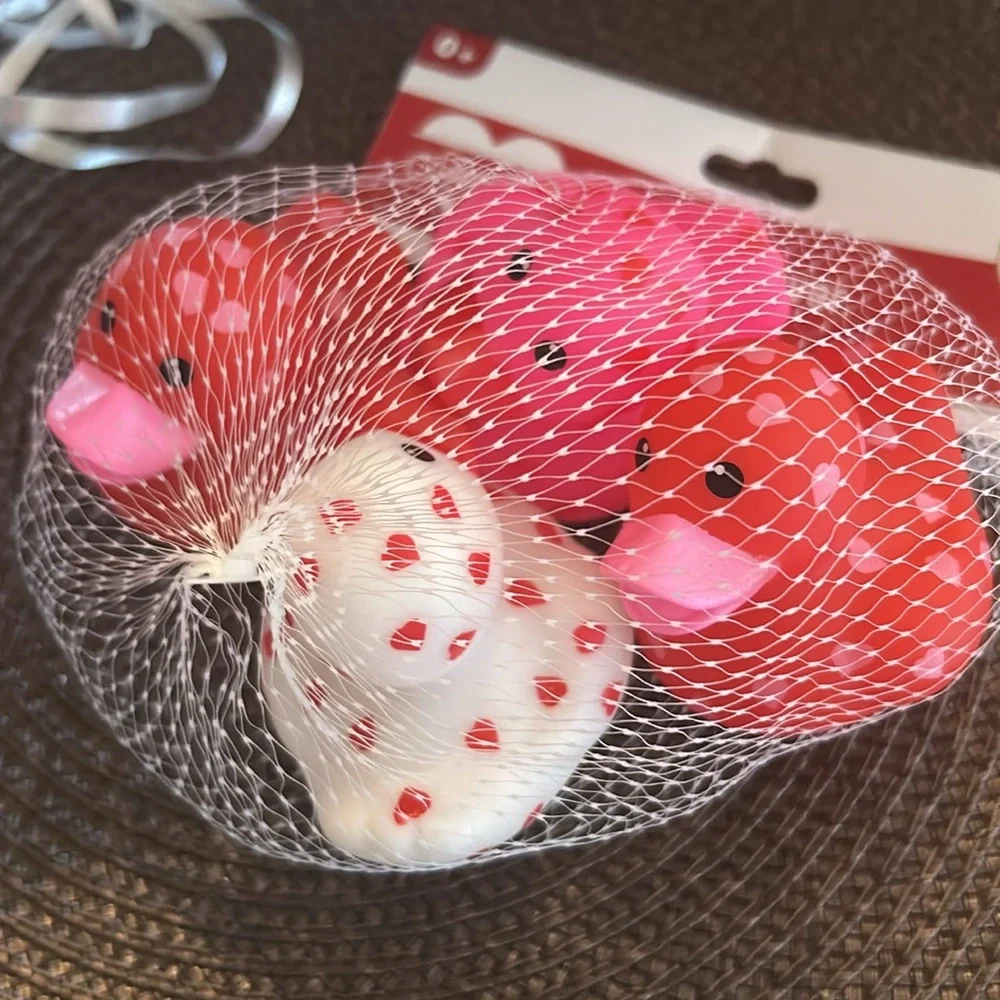 Rubber Duck Love Hearts Party Favor Pack of 4